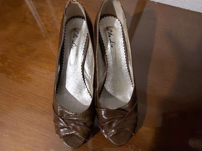 REGALO Zapatos talla 41 3