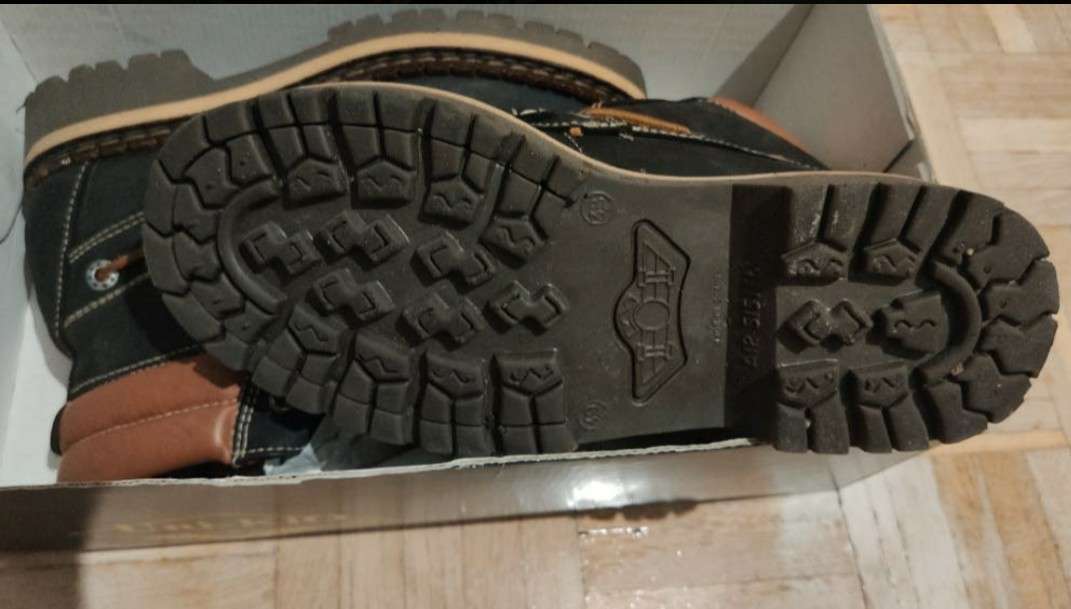 REGALO Botas de montaa nuevas 3