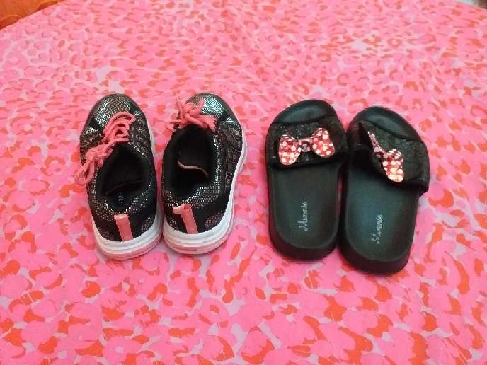 REGALO ropa de nia esta bien cuidada,  talla de 5 aos y 6 . y unas zapatillas nmero 33.34 y unas sandalias nmero 34.35 4
