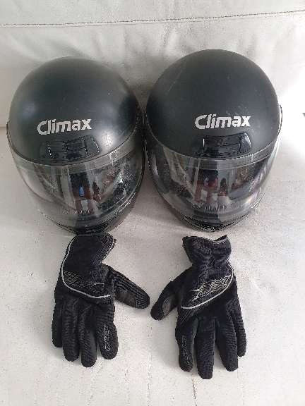 REGALO 2 cascos de moto Climax CL500 y un par de guantes 2