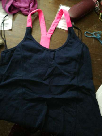 REGALO Ropa deportiva REGALO Ropa deportiva