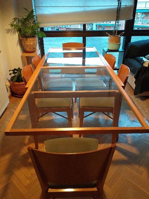 REGALO Mesa comedor y 6 sillas 3