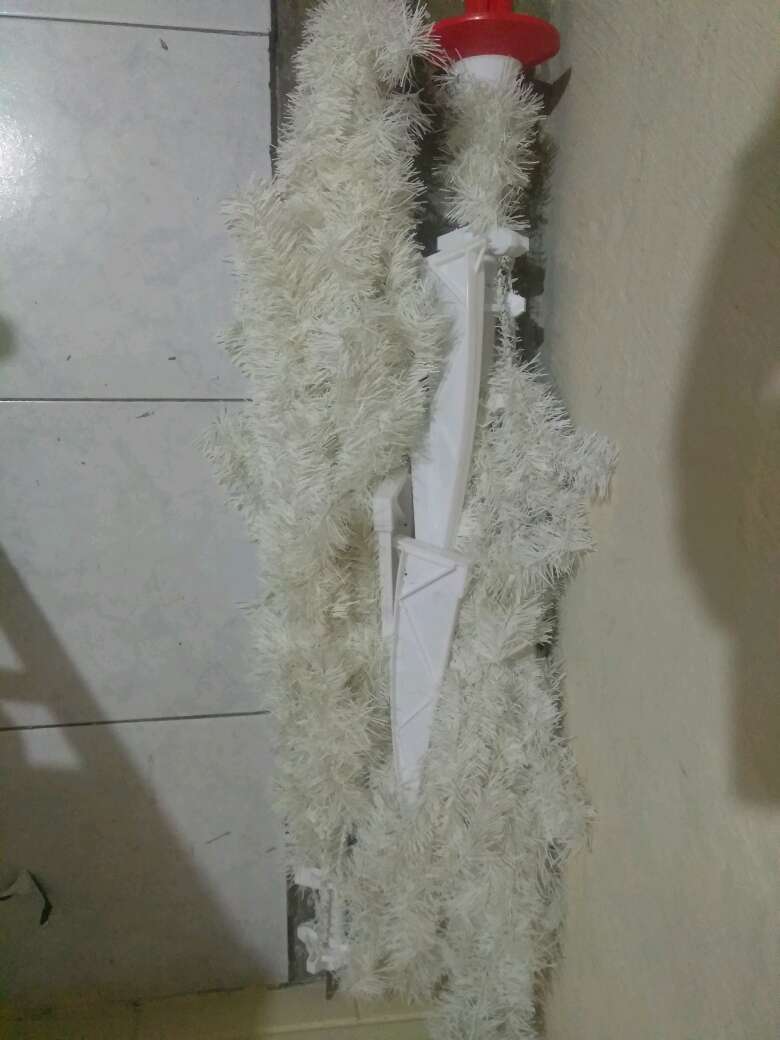 REGALO Árbol de Navidad blanco REGALO Árbol de Navidad blanco
