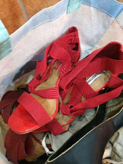 REGALO bolsa sandalias 3