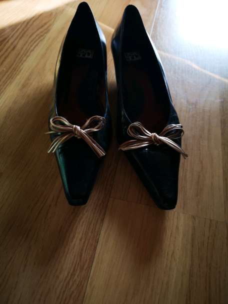 REGALO Zapato num. 38 REGALO Zapato num. 38