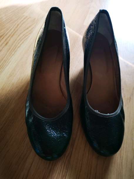 REGALO Zapato num. 38 REGALO Zapato num. 38