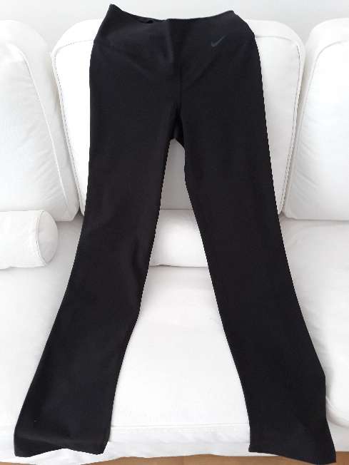 REGALO Malla running Nike mujer. talla XS 2