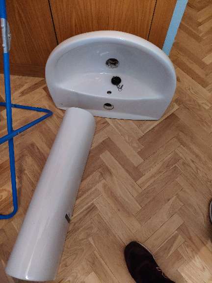 REGALO Lavabo + pie + taza