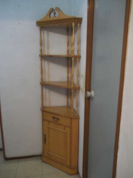 REGALO Mueble esquinero para la entrada. REGALO Mueble esquinero para la entrada.