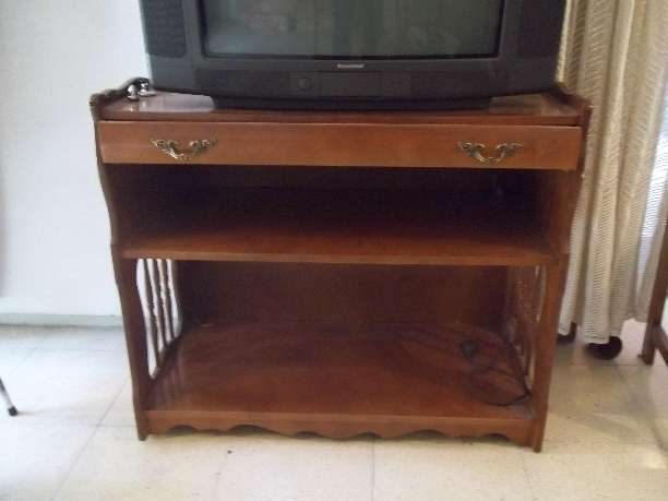 REGALO Mueble televisor 1