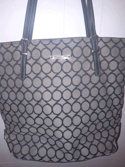 REGALO Bolso de mujer. 2