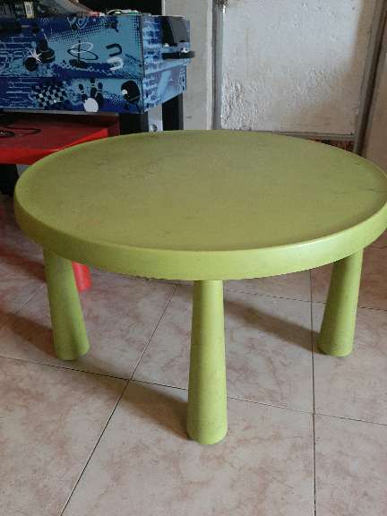 REGALO mesa nios 