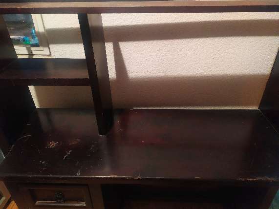 REGALO Mueble/escritorio infantil  2