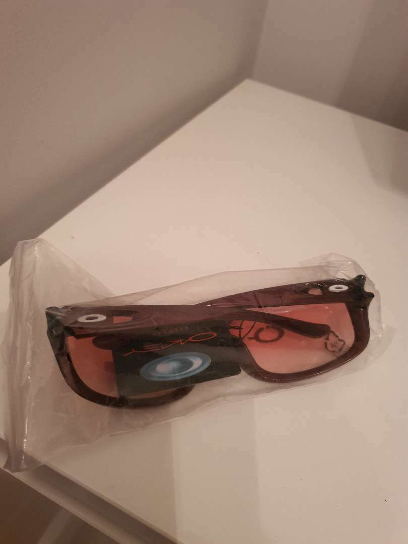 REGALO lentes de sol 2