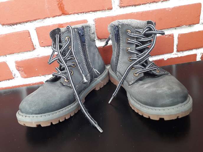 REGALO Botas talla 29 2