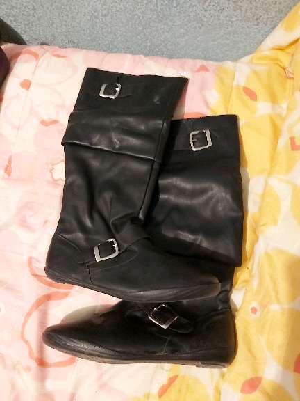 REGALO Botas negras 