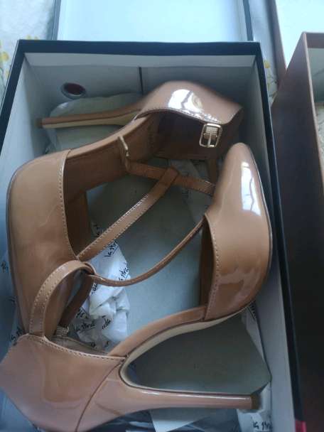 REGALO Zapatos del 38 REGALO Zapatos del 38