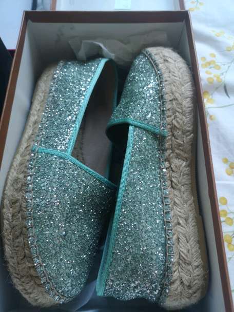 REGALO Zapatos del 39 REGALO Zapatos del 39