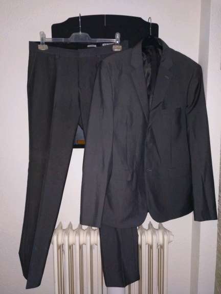 REGALO Chaquetas de vestir y traje 