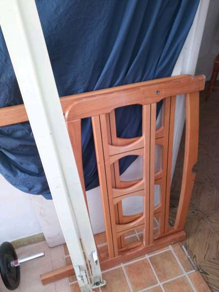 REGALO canap bastante viejito  2