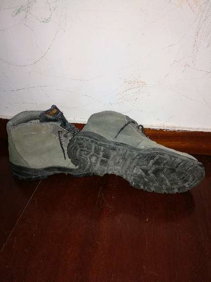REGALO Botas de trabajo talla 44 3