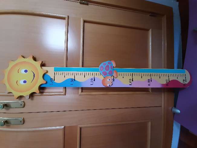 REGALO Medidor de altura para niños y muñecos decorativos. REGALO Medidor de altura para niños y muñecos decorativos.