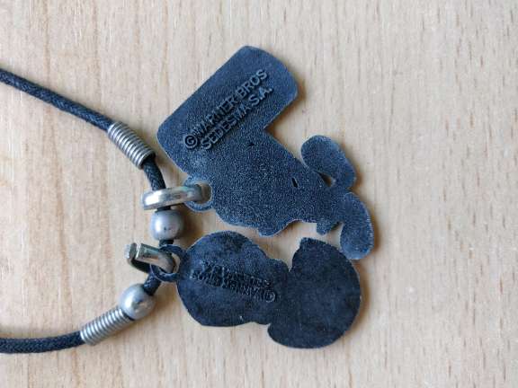 REGALO Colgante Pioln Warner Bros 4