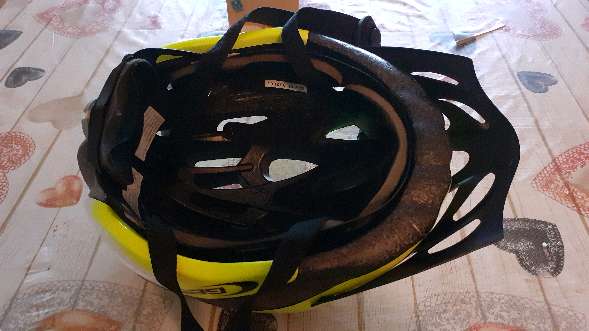 REGALO casco de bicicleta  2