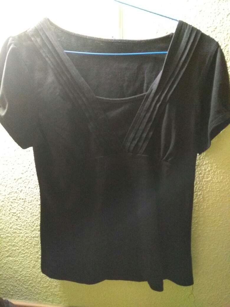 REGALO Camiseta negra URGE 1