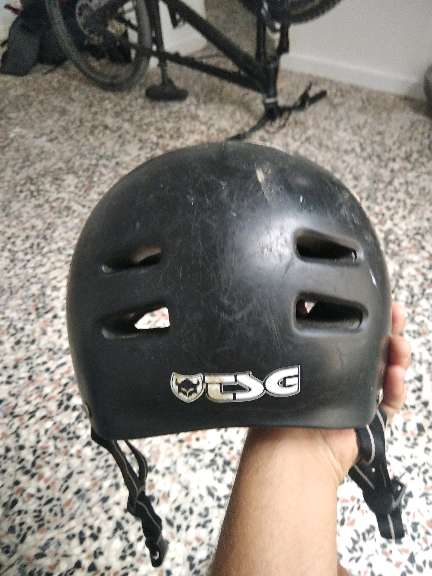 REGALO casco bmx rollers skate 2