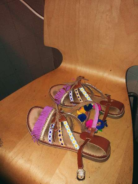 REGALO sandalias nia