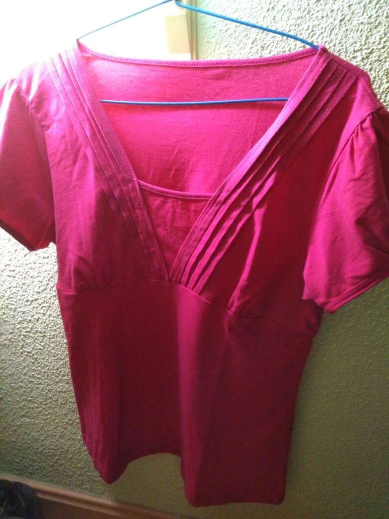 REGALO Camiseta rosa talla M/L URGE 