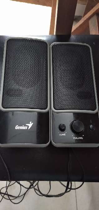 REGALO Parlantes Genius REGALO Parlantes Genius