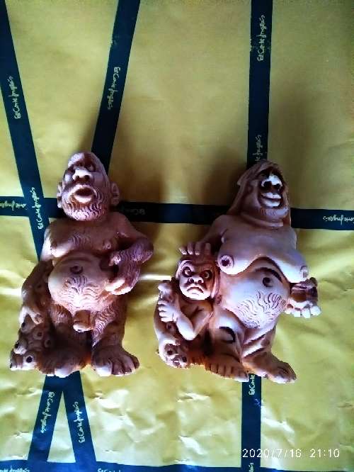 REGALO figuras peculiares  2