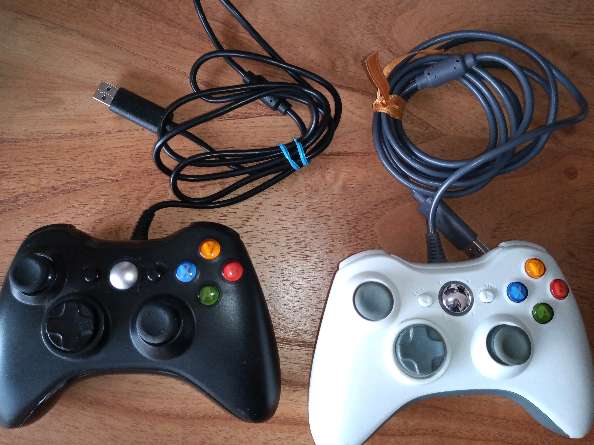 REGALO 2 Joysticks para pc simil x-box REGALO 2 Joysticks para pc simil x-box
