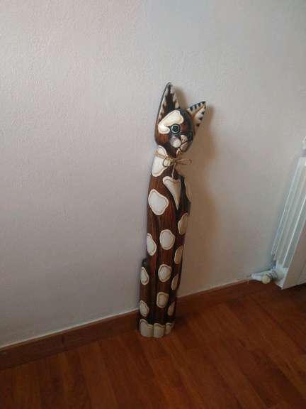 REGALO gato de madera 2