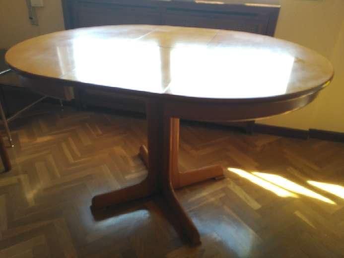 REGALO Mesa de comedor extensible 2