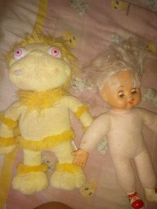 REGALO peluche y mueca