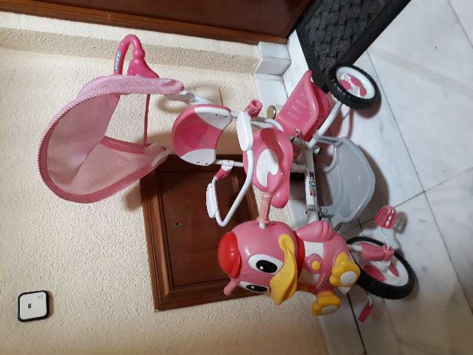 REGALO triciclo nia