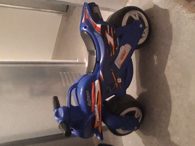 REGALO moto para nio