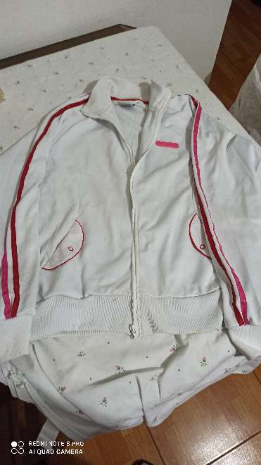 REGALO casaca blanco con rosa REGALO casaca blanco con rosa