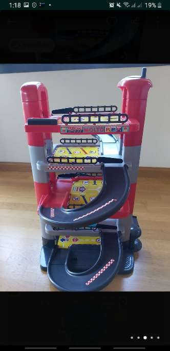 REGALO Coche de garaje para nio 