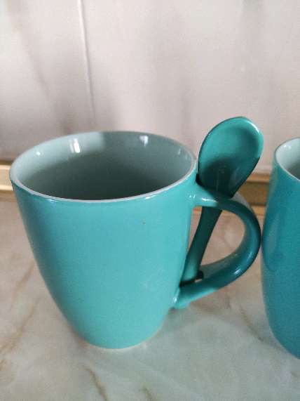 REGALO Tazas con cucharillas 2