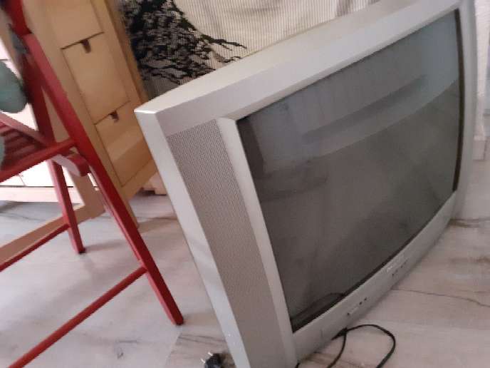 REGALO televisor 3