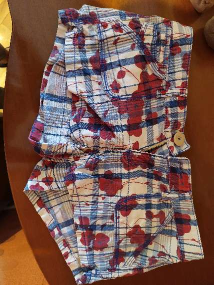 REGALO pantaln corto 34