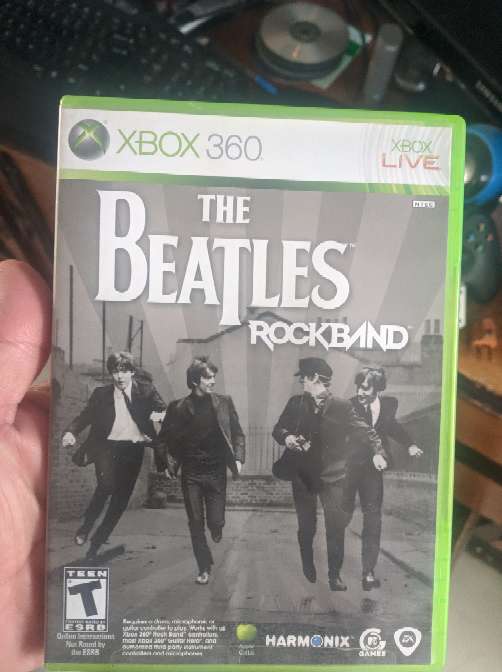 REGALO juego xbox rockband beatles