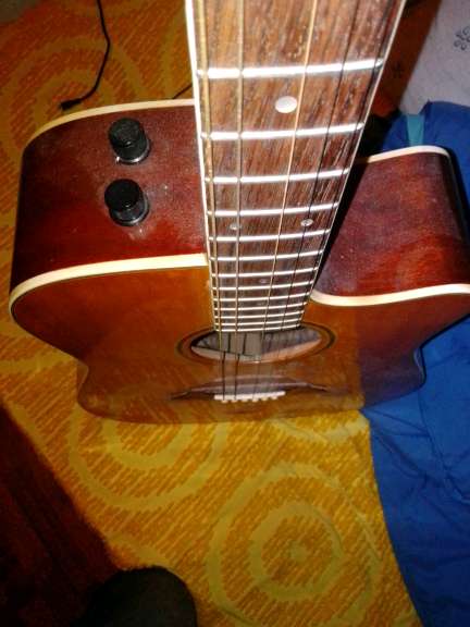 REGALO guitarra acstica 3