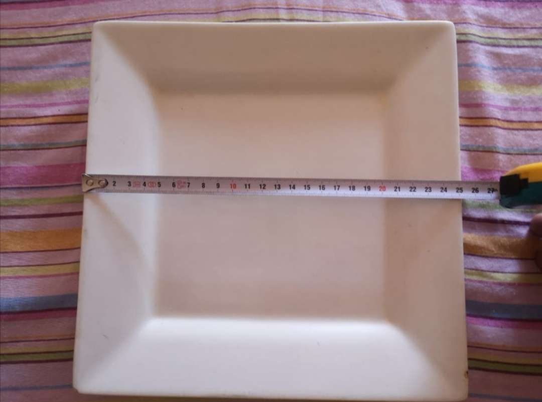 REGALO Platos y fuentes REGALO Platos y fuentes