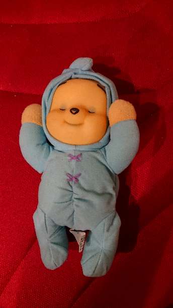 REGALO Mueco en buen estado, le faltan pilas. 