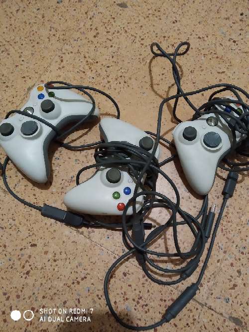 REGALO se dan mandos de Xbox 3